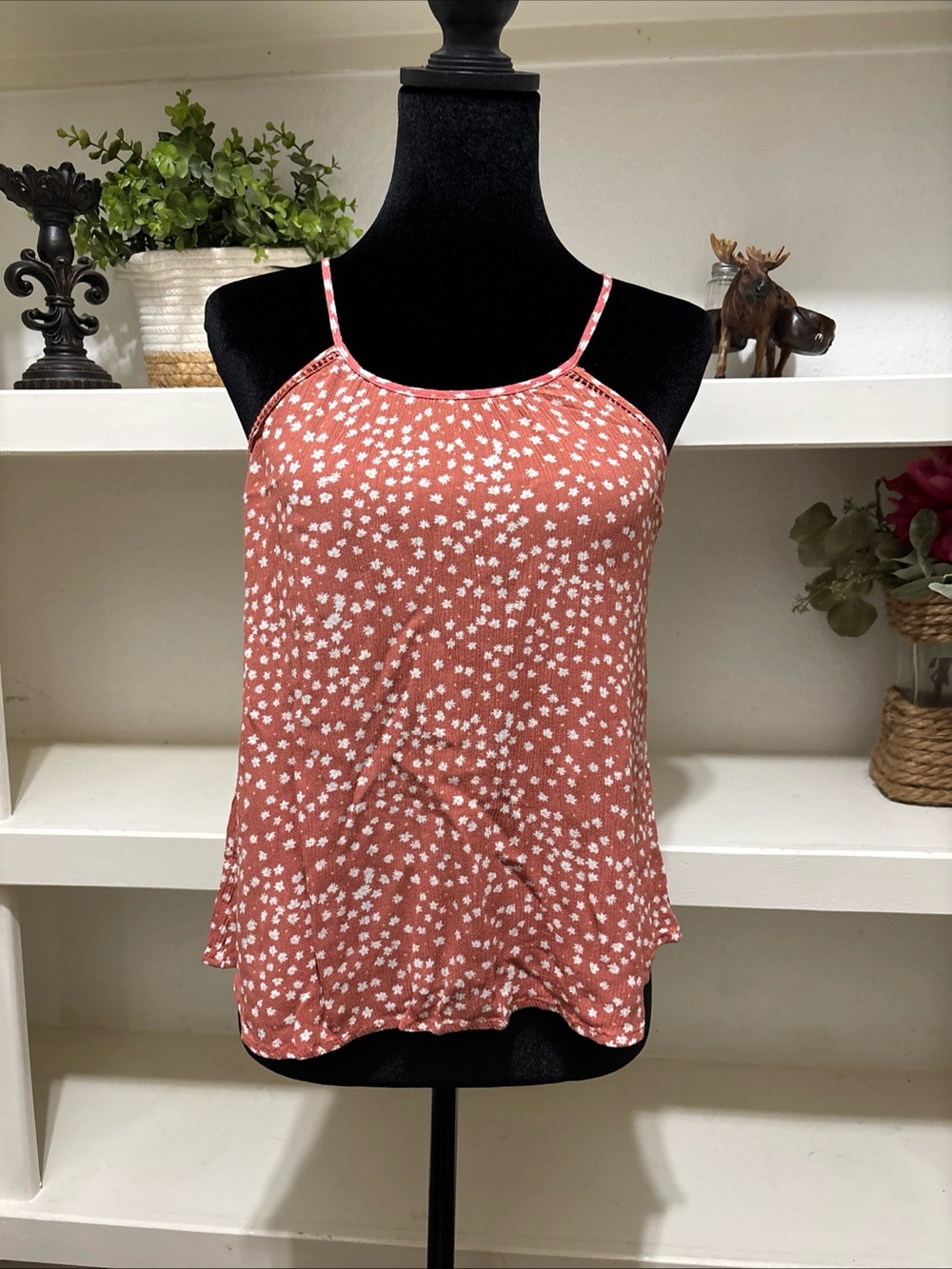 Hippie Rose pink coral floral tank top Size M with tie neck detail - Picture 1 of 6